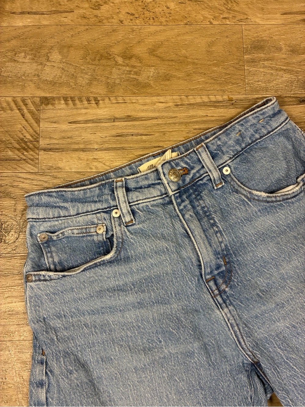 Madewell The '90s Straight Jean - Picture 3 of 12